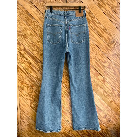 Levi’s 70s High Flare Jean - Picture 4 of 9
